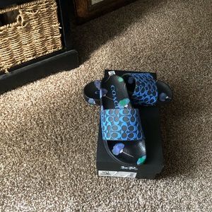 Coach Slides, just tried on walk around in the house  love them .